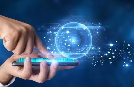 如何在大數(shù)據(jù)開(kāi)發(fā)、大數(shù)據(jù)分析與網(wǎng)絡(luò)技術(shù)開(kāi)發(fā)之間做出明智選擇